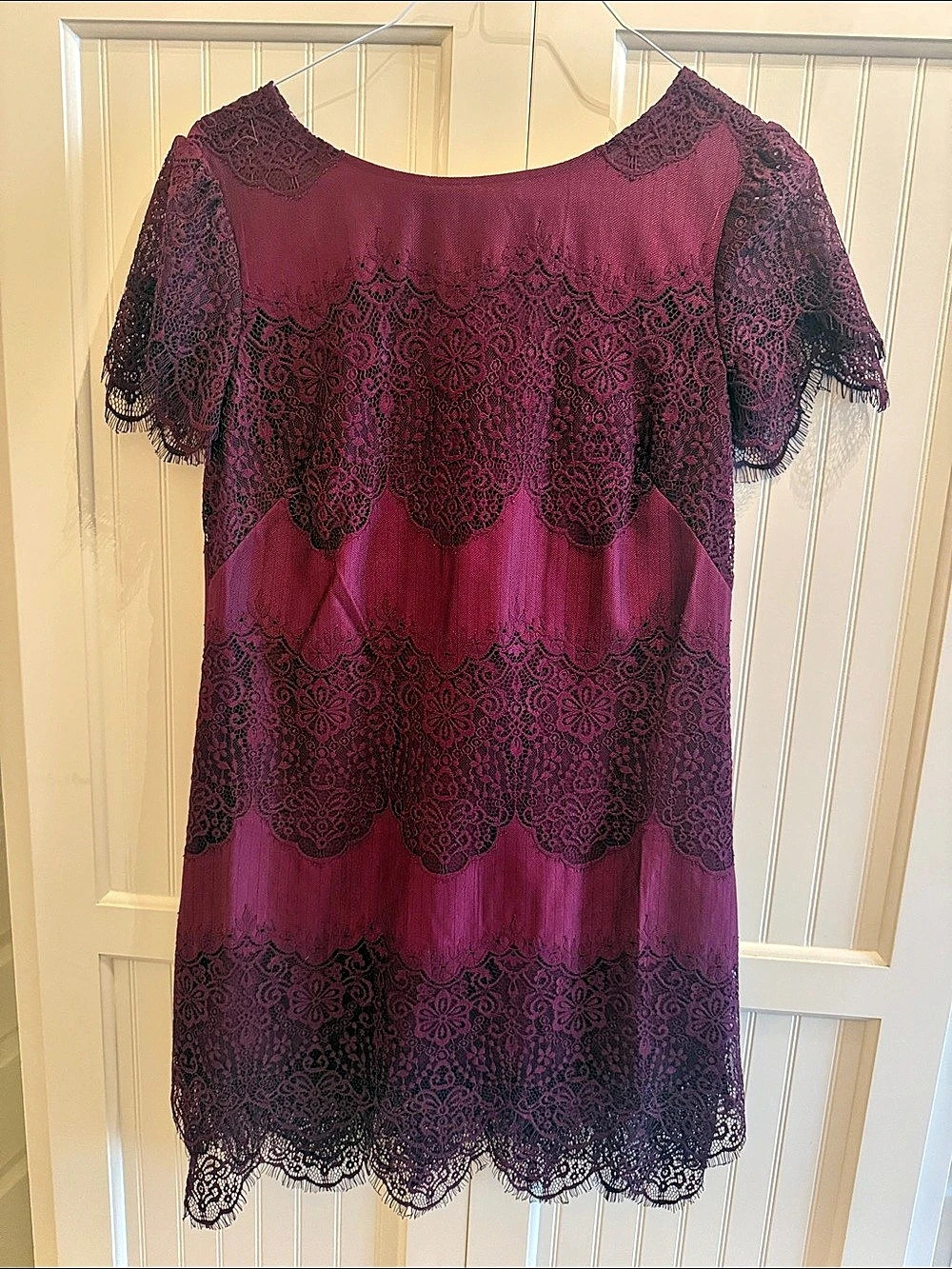 undance Lace Mini Dress in Purple & Black Size PM Like New